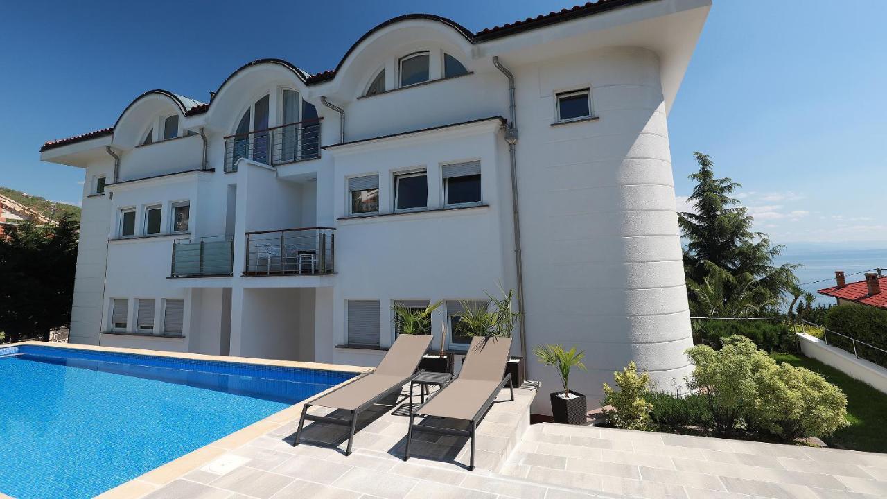 Sea View Apartment In Icici Luaran gambar