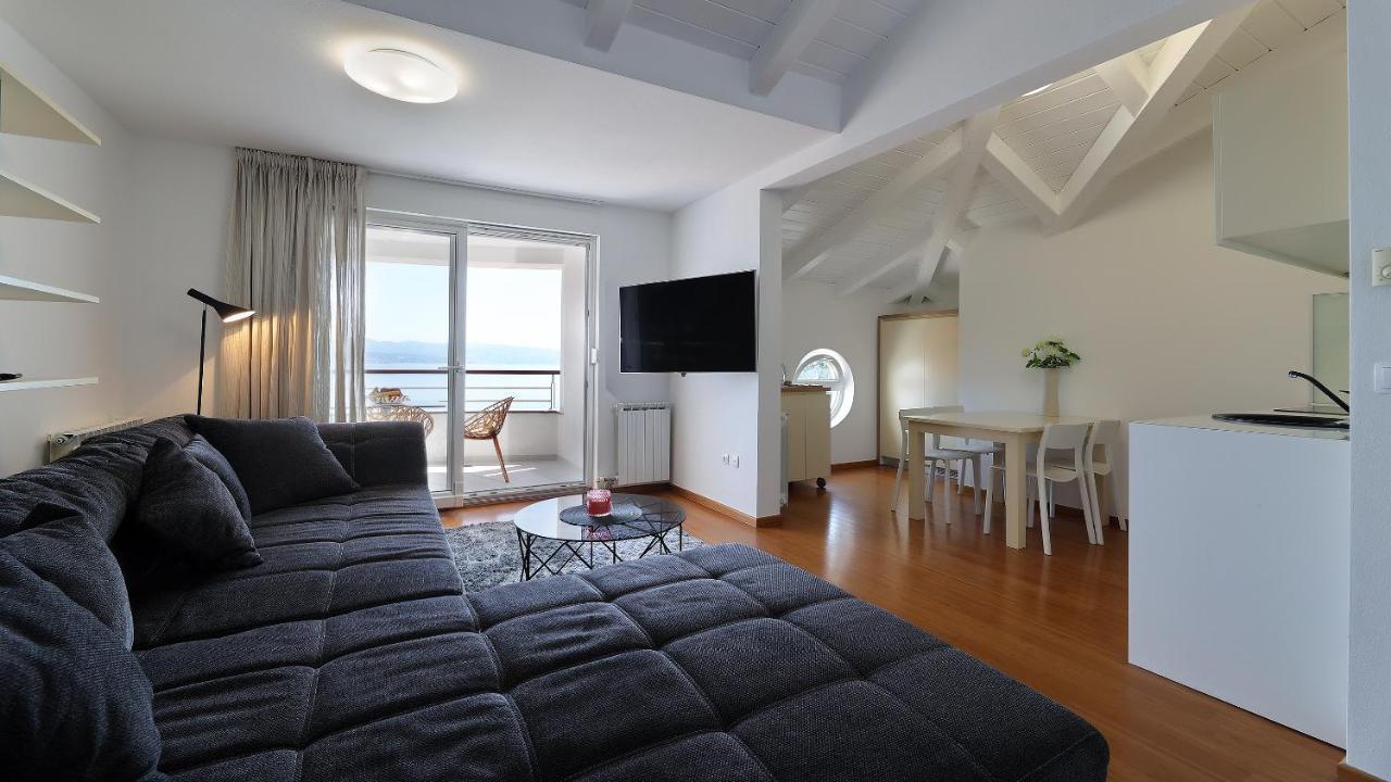 Sea View Apartment In Icici Luaran gambar